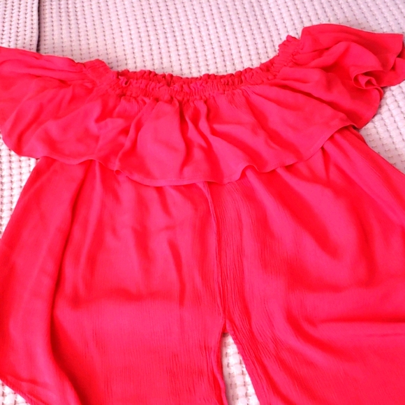 Express Tops - Womans top